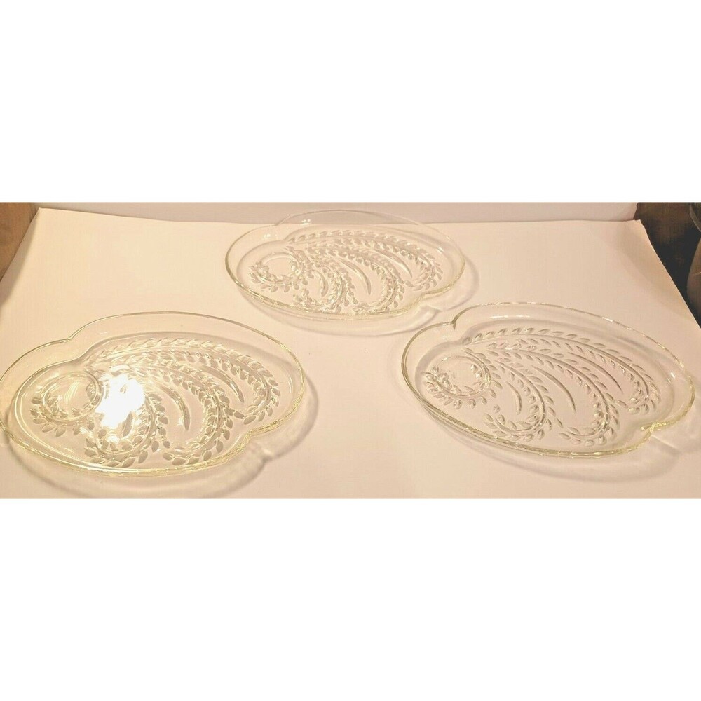 Vintage 1950's Federal Glass Company Snack Tray Set of 3